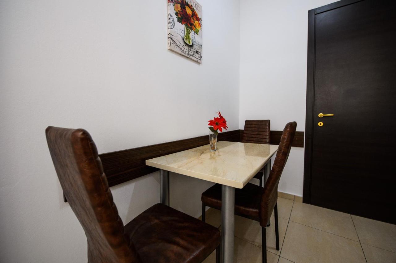 Summerland Relax Apartments Mamaia Kültér fotó